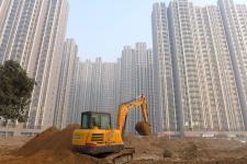1-11月份全国房地产开发投资77412亿元_郝群英_ 光明图片
